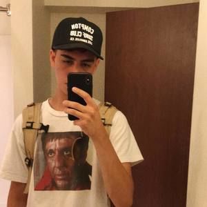 Meet your Posher, Walter